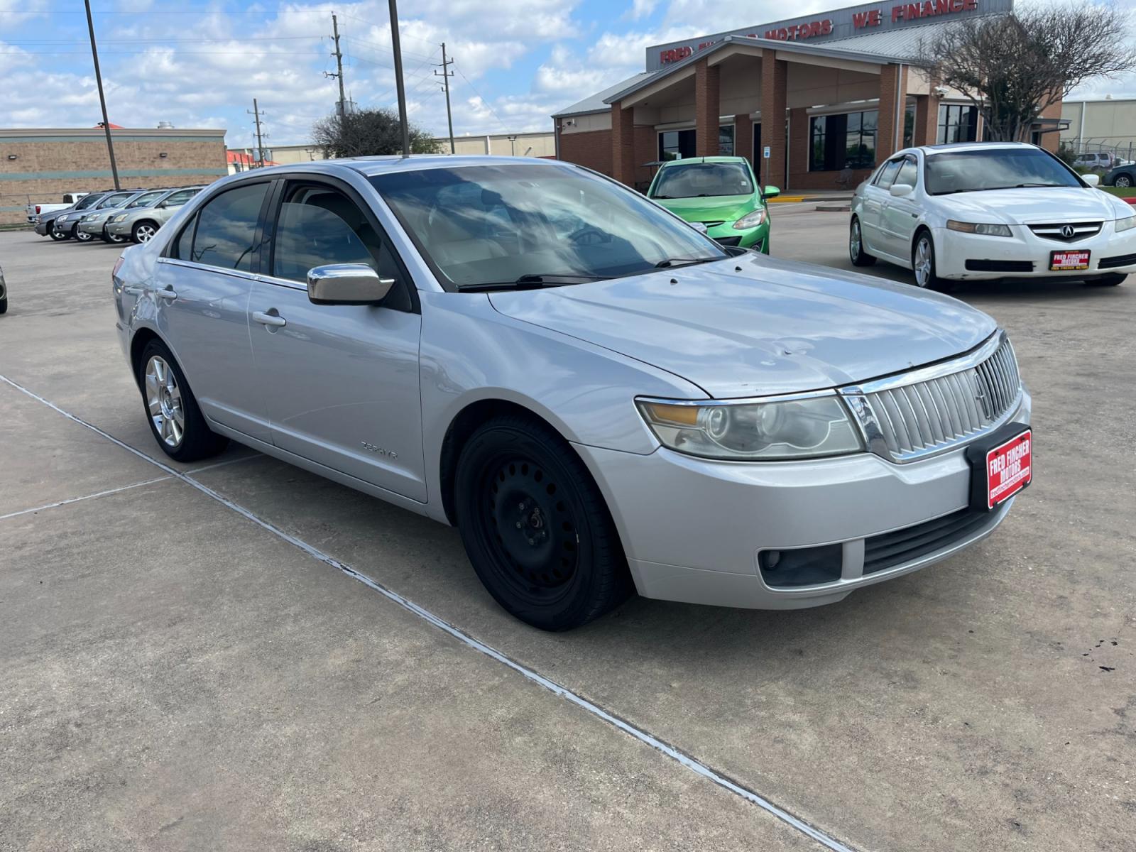 2006 SILVER /gray Lincoln Zephyr Base (3LNHM26146R) with an 3.0L V6 DOHC 24V engine, 6-Speed Automatic Overdrive transmission, located at 14700 Tomball Parkway 249, Houston, TX, 77086, (281) 444-2200, 29.928619, -95.504074 - Photo #0